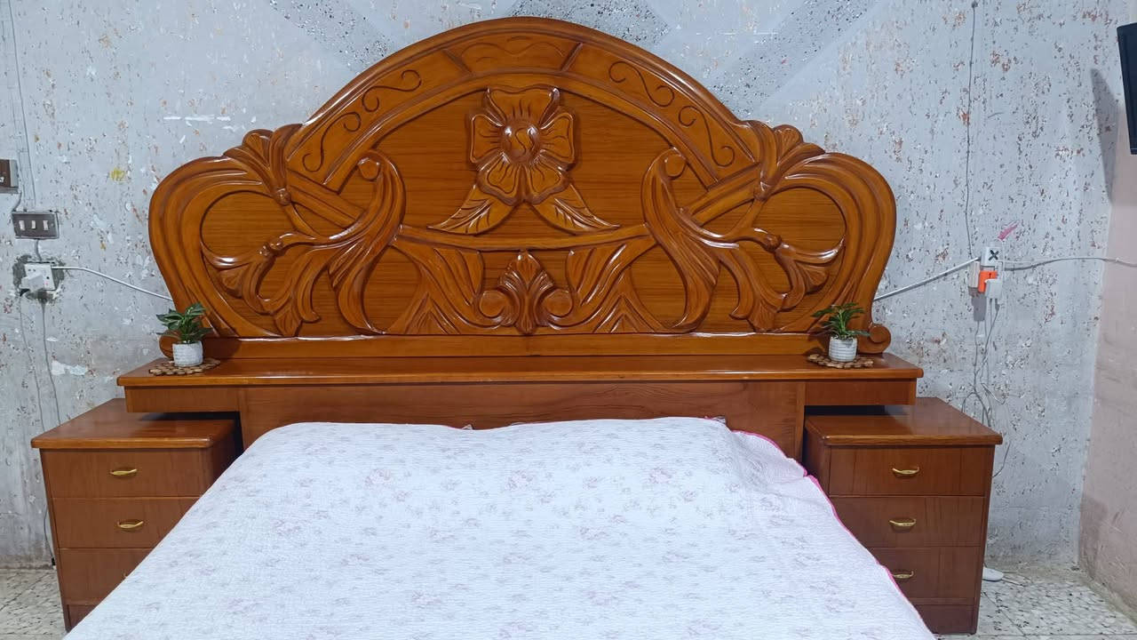 غرفه تسكام صاج داخل وخارج ام السته طابقين ظهر جرجوبه سقف وقاعدة بلوك كل القطع 5ملم داخل وخارج مابيه اي ضرر الحقيقة احلى من الصور مكاني محاويل للاتصال ع الرقم ***********
