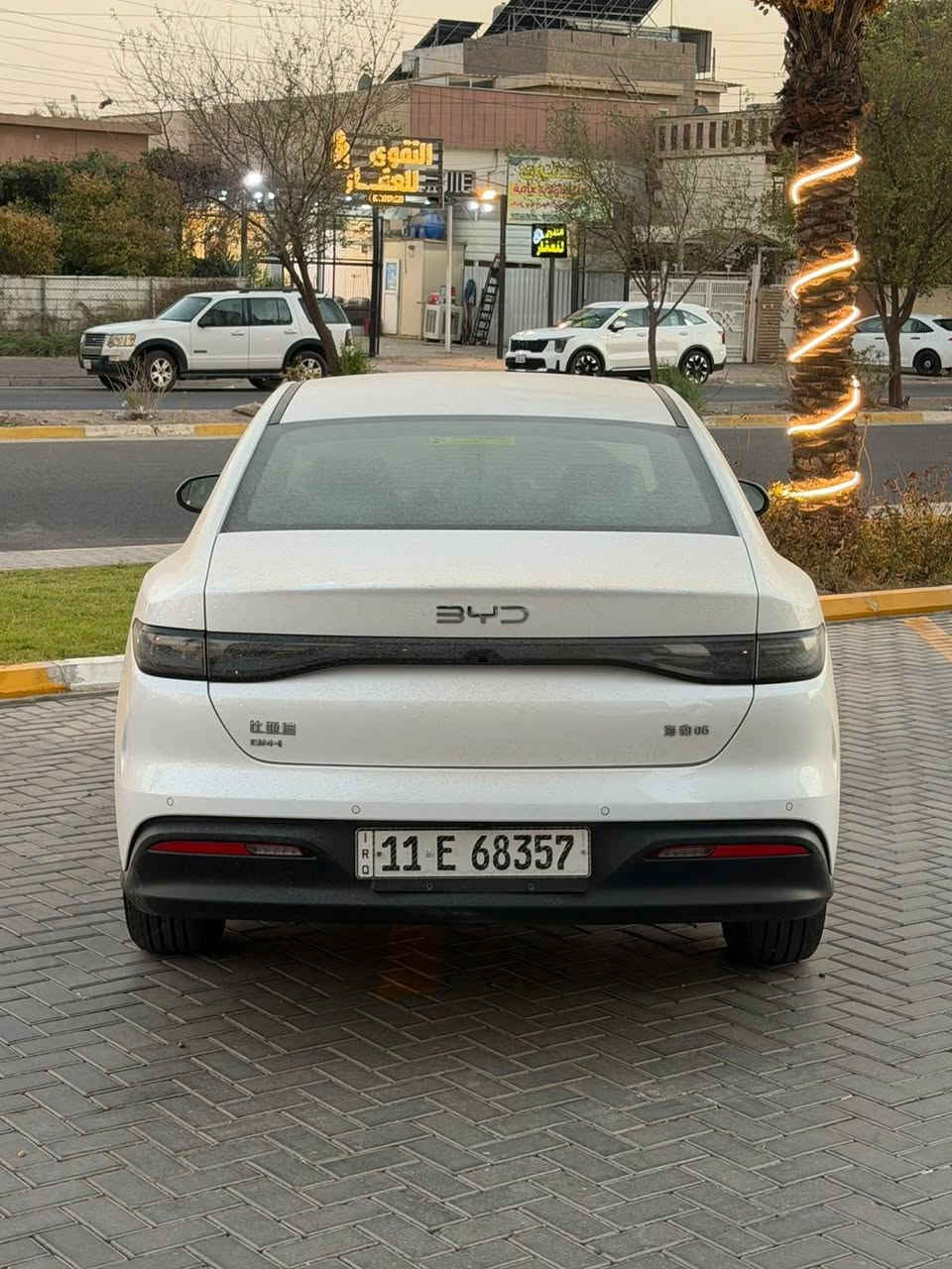 سلام عليكم ورحمه الله وبركاته مرخصت الادمن المحترم BYD2025سياره sil5كفاله عامه دوشمه لدات نشره داخل كامله مكان السياره بغداد البياع رقم الهاتف ‏‪***********‬‏ سعر 19مليون وبيه مجال
