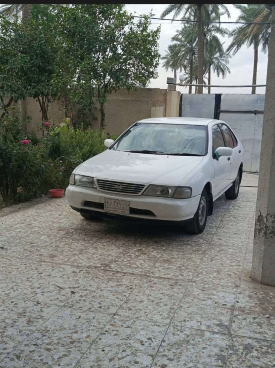 سيارة نيسان سني ياباني
 اوتوماتيك 

السعر 37 وبيها مجال 

العنوان / بابل 
الاستفسار 
***********
