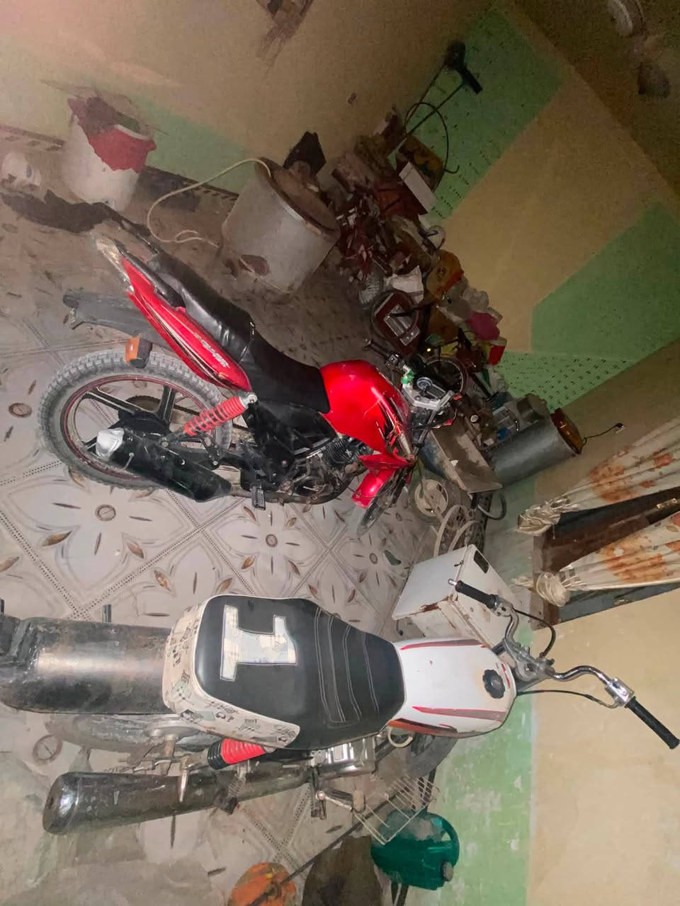 للبيع  داجات ٢
دايون خفاش مديل ٢٠٢٣.   سعر٩٠٠وبيه مجال
نامه مديل ٢٠٢٥.     سعر ٤٥٠وبيه مجال
داجات نضافه خير من الله 
تجي وتشوف بعينك *********** 
مكاني شطره غراف    اتصال. او واتساب موجود ***********
