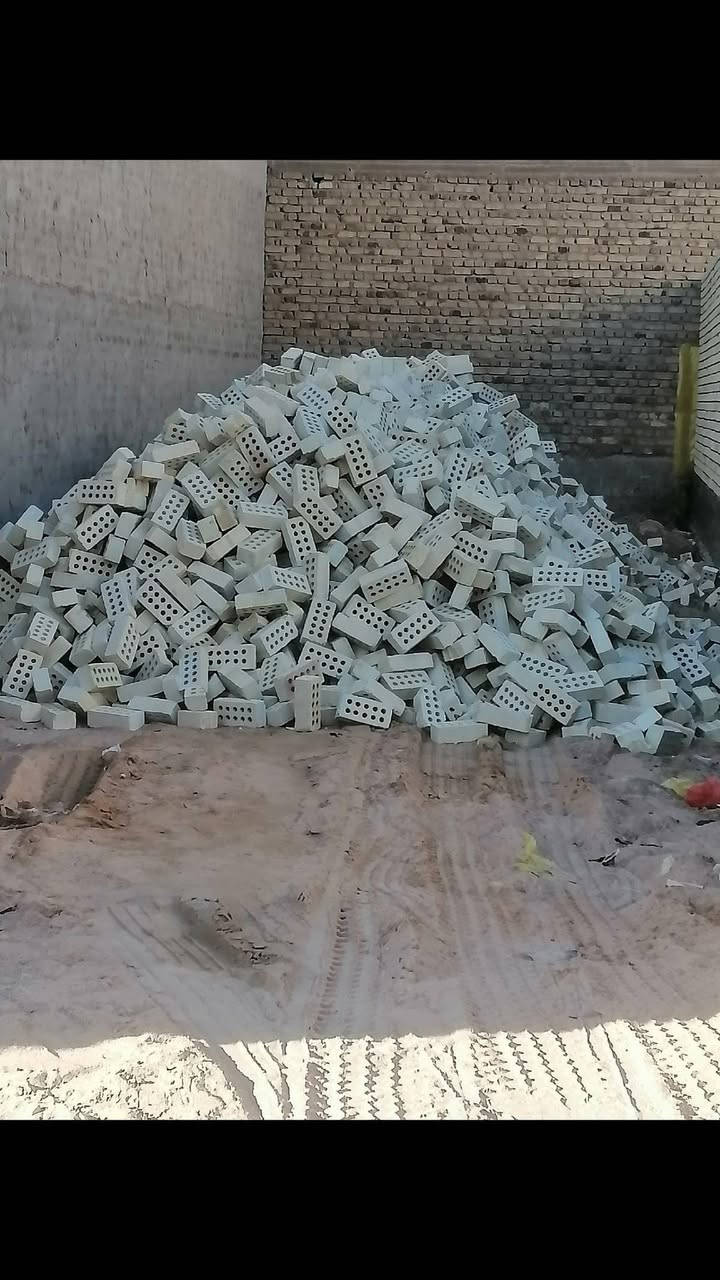 ✅.تجهيز طابوق إلى كافة محافظات العراق بسعار خيالية
✅طابوق خالي من املاح 100٪ يمتاز بجوده عاليه 
✅يوجد 8000  معا زياده 500 
✅ يوجد 4000 وزياده 300
✅يوصلك خلال ٢٤ ساعه
✅ويانه مراح تتعب يوصلك لباب بيتك بأفضل جوده
✅طابوك مشروط من حيث العدد ونوعية
✅قالب عدل وقياس واحد
✅يتم رفض طابوكه ذا خلاف الشروط المذكورة
✅ للحجز اتصل على الارقام
***********‏
