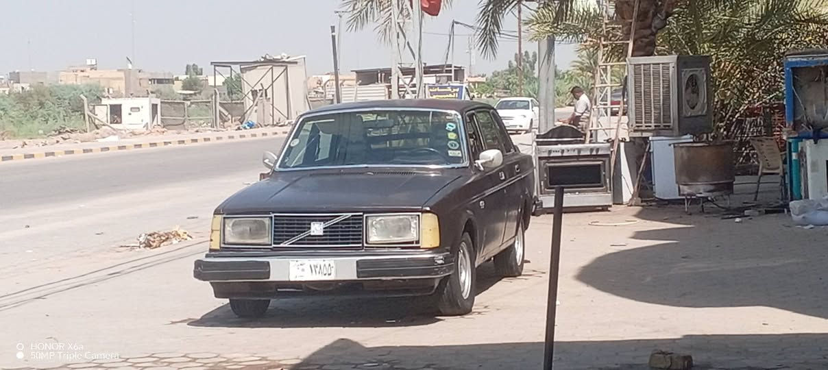 سلام عليكم من رخصت مدير فالفو للبيع محرك مالتها بلاديه كير اكسل مكفول كشر بدون ضربه بلادي بس مصبوغه سياره كهربائيات كلها شغاله احله منل صوره مكان نجف مشخاب الرقم ***********

نص مكتوب في الصور:
- HONOR X6a
- 50MP Triple Camera