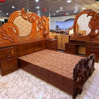 غرفة نوم عراقية • مستعملة • ٦ أبواب