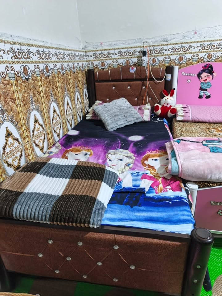 بيع شي مختلف ورخيص كلش والله جربايتين وحده مال كبار وثانيه اطفال مع ٢ دوشك كلهن ب 175 وبيهن مجال  نضيفات كلش والله مابيهن اي ضرر اني مكلف هذا صاحب اتصل عليه 

اتصال او واتس ***********‬
