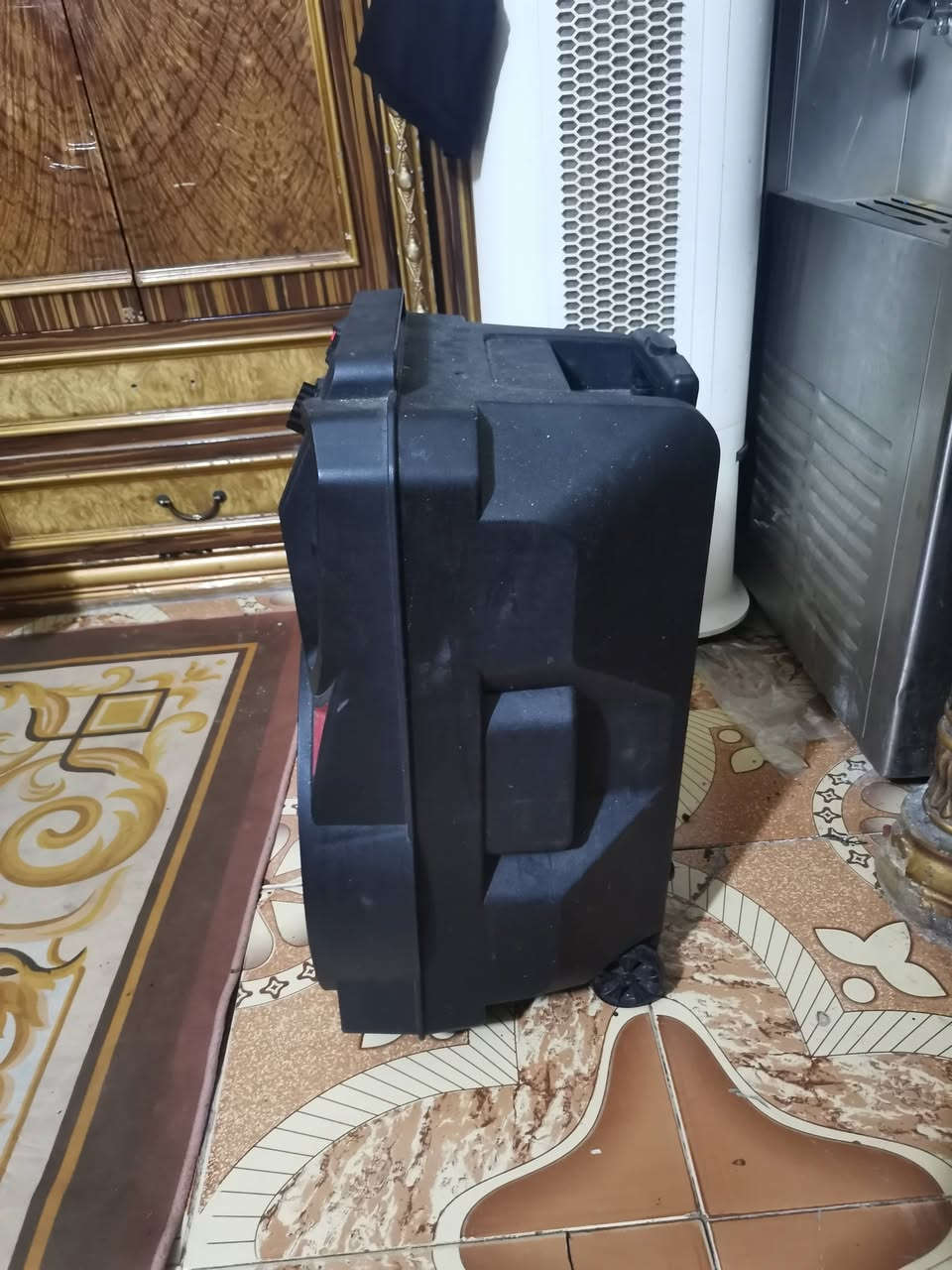 أم بي ثري حجم كبير نضيف شغال صوته عالي اي استفسار خاص او واتساب ***********.
