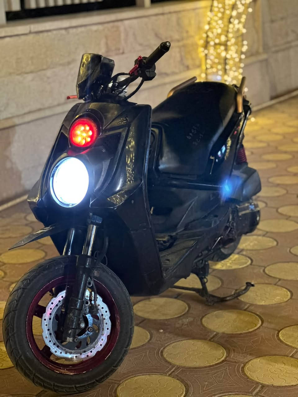 ماكس • نضيفه • النجف