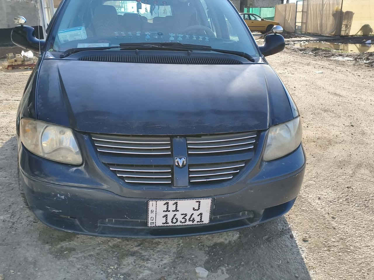دوج كرنفال للبيع  2006 الشراي يتصل ***********///***********
السعر (80) وبيه مجال

