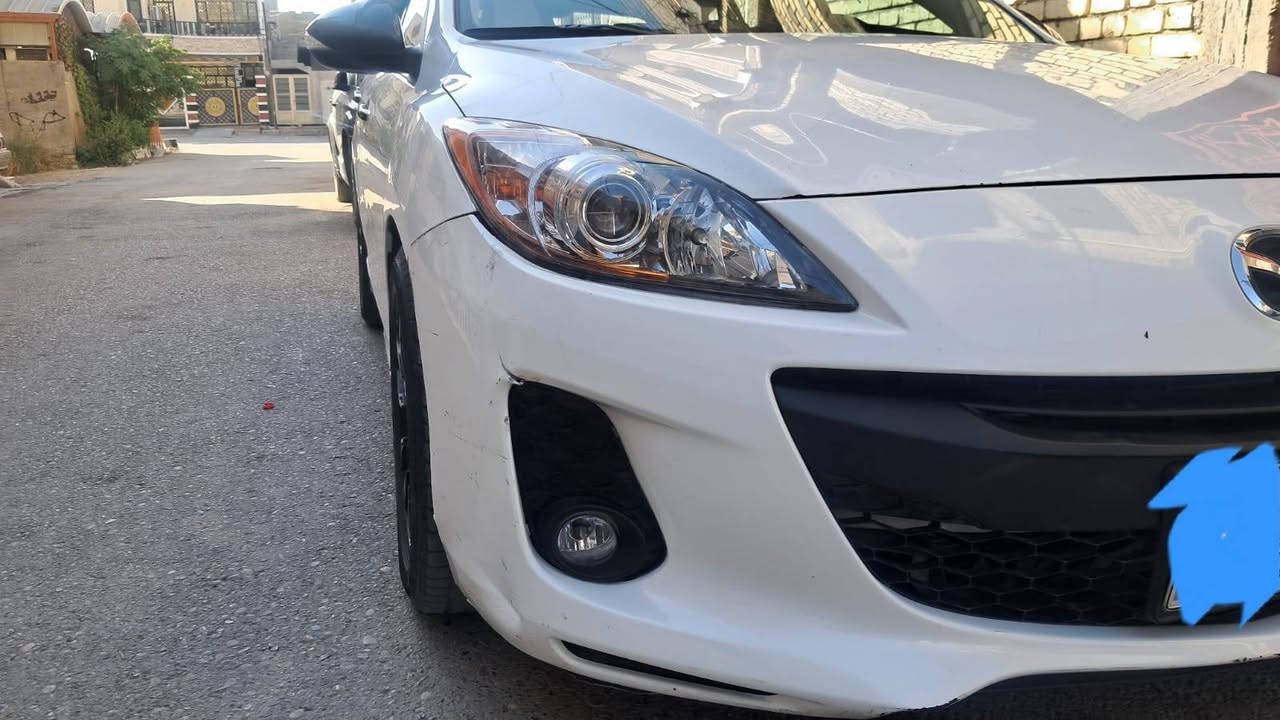 مازدا ٣ موديل ٢٠١١ 
سلايد روف
محرك ٢٥٠٠
كير اوتماتيك رياضي
تبريد 
هاج باك
صدر أمامي خلفي جديد 
طخم تاير جديد 
ارضيه جلد
دوشمه جديده
شاشه
كامره 
حساسات خلفي
ويل كب
السعر ٨٠
***********
مكاني الصبح لحد ساعه ٤ سوق بغداد 
بعدها الشعب بغداد, العراق
