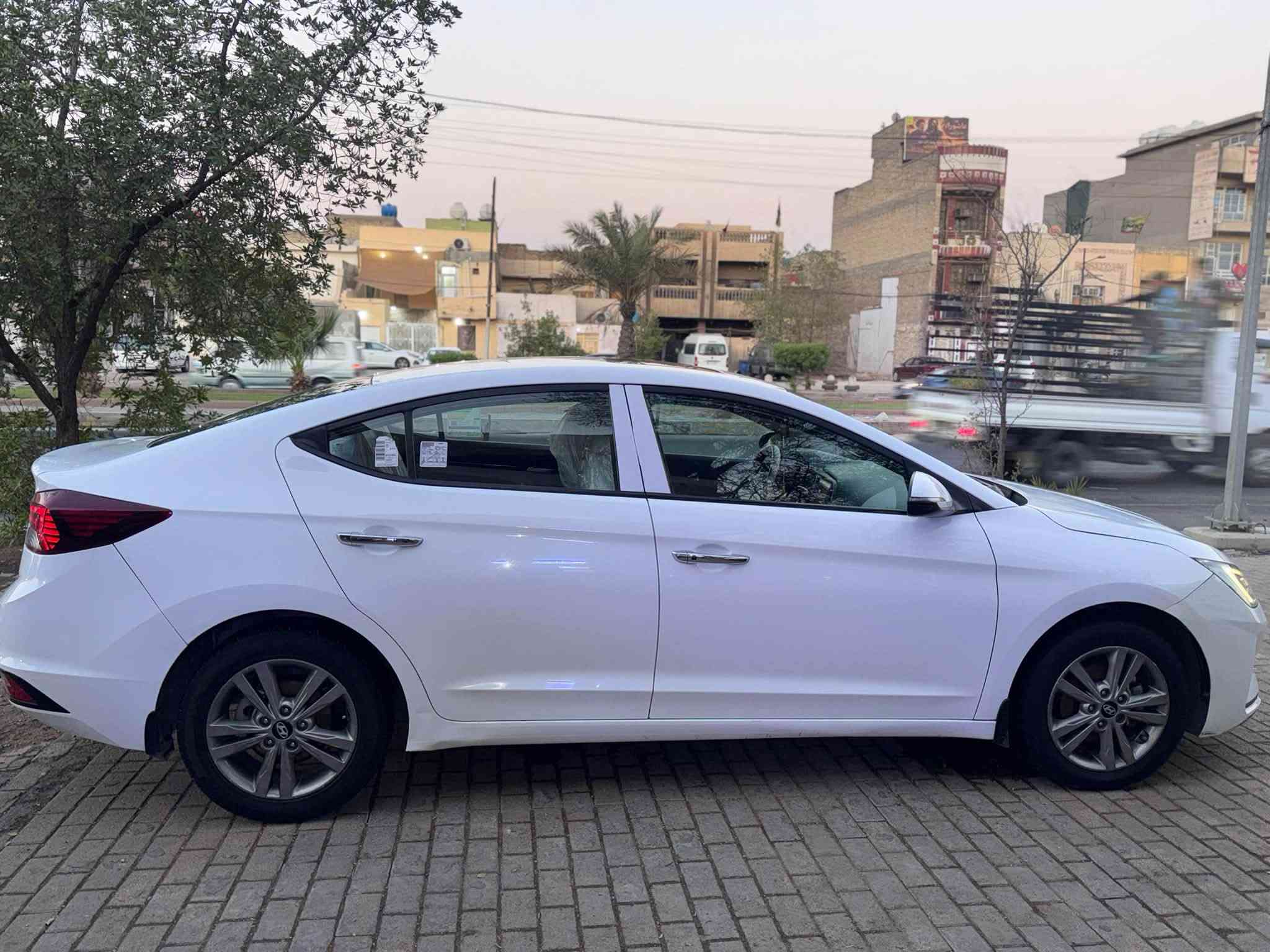 النترا خليجي 2020
1/1

سلام عليكم النترا خليجي 2020 

فول مواصفات
محرك 2000 دوش 
ماشيه (144km)الف 
كير At 

***********

(مكان بغداد) 

فتحه
بصمه
دخول ذكي وبصمة ابواب 
ترحيب 
حساس صندوك ذكي
اشاير بل مري
 والمري شفط
شاشة
كامره اماميه ،خلفيه 
قطعتين تبريد 
ثلاث أنظمة قياده 
بصمتين

السياره نظفية على الاخير وجاهزه 

السياره بيها حادث كلش بسيط اقل ربع البنيد 
مبدل بنيد اصلي وكاله 
وبيها بارد بل جاملغ خلفي صفحة السايق
ورصعه خفيفه جداً بل كف
السياره خير من الله من كل النواحي

***********
سعر خابرني وتدلل.
