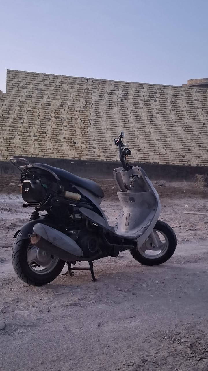 ماكس منغولي البيع. الدراجه كامله ما عوزها برغي كفراتها كامله مختم وي المكينه.  مزود 55 بوشتها البلاد موجود 50شغاله من الطول الطول 550 وبيها مجال قليل ناصريه مركز وهاذ رقمي ***********
