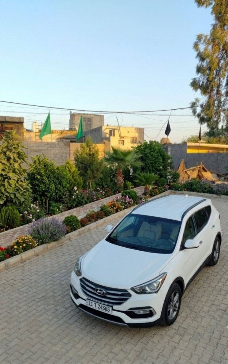 سنتافي وارد امريكي 2018
السعر  136
تبريد ثلج 
محرك 4 سلندر

رقم بغداد انكليزي بأسمي

صاعده هزه 

جاهزه على اخر حبايه

للاستفسار الاتصال على الرقم

***********
