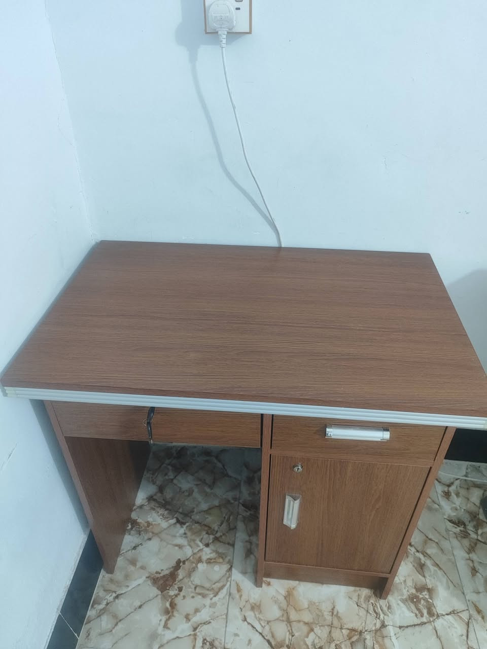 سلام عليكم احبتي
ثلاجه شركة روميو الاصليه سعرها 200 وبيها مجال للشراي اخت الجديده صارلها شهرين من اخذتها  ومكفوله من كلشي استخدام اسبوعين فقط + الميز السعر 80 قفل لان هو سعره 100 جديد صارله شهرين من اخذته ومااستخدمتهن 

مستعجل ع بيعهن المو شراي لايراسل المكان قضاء البطحاء للاتصال ***********
