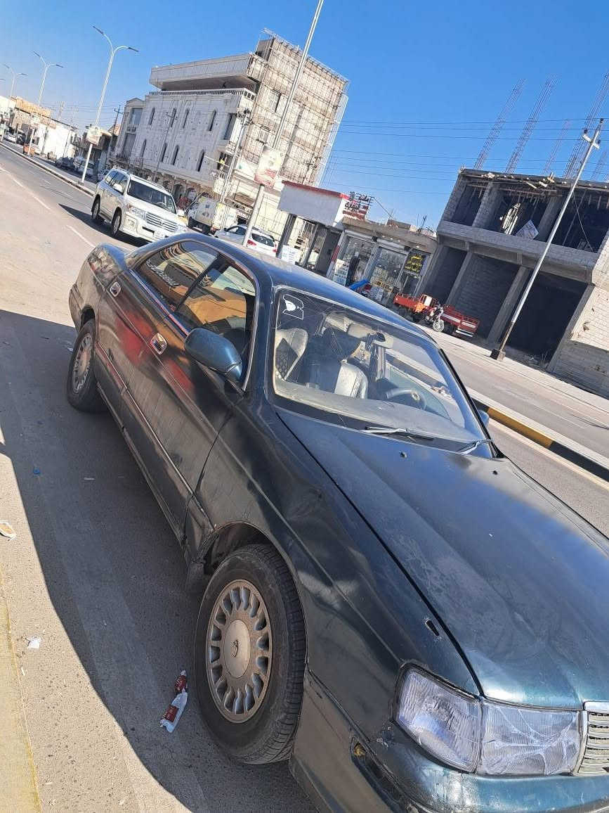 السلام عليكم . 
بطا تويوتا موديل ١٩٩٣ 
محرك وكير 2,5 مشروطات
رقم انكليزي لغاية 2030 
السيارة باسمنة وشرط التحويل ثاني يوم  
البدي شوف العين 
حدادية نص عمر 
تبريد عاطل 
البصرة ابو الخصيب طريق الصحراء 
*********** - 
***********
السعر 42 $ بيه شويه مجال للطيبين البصرة, العراق
