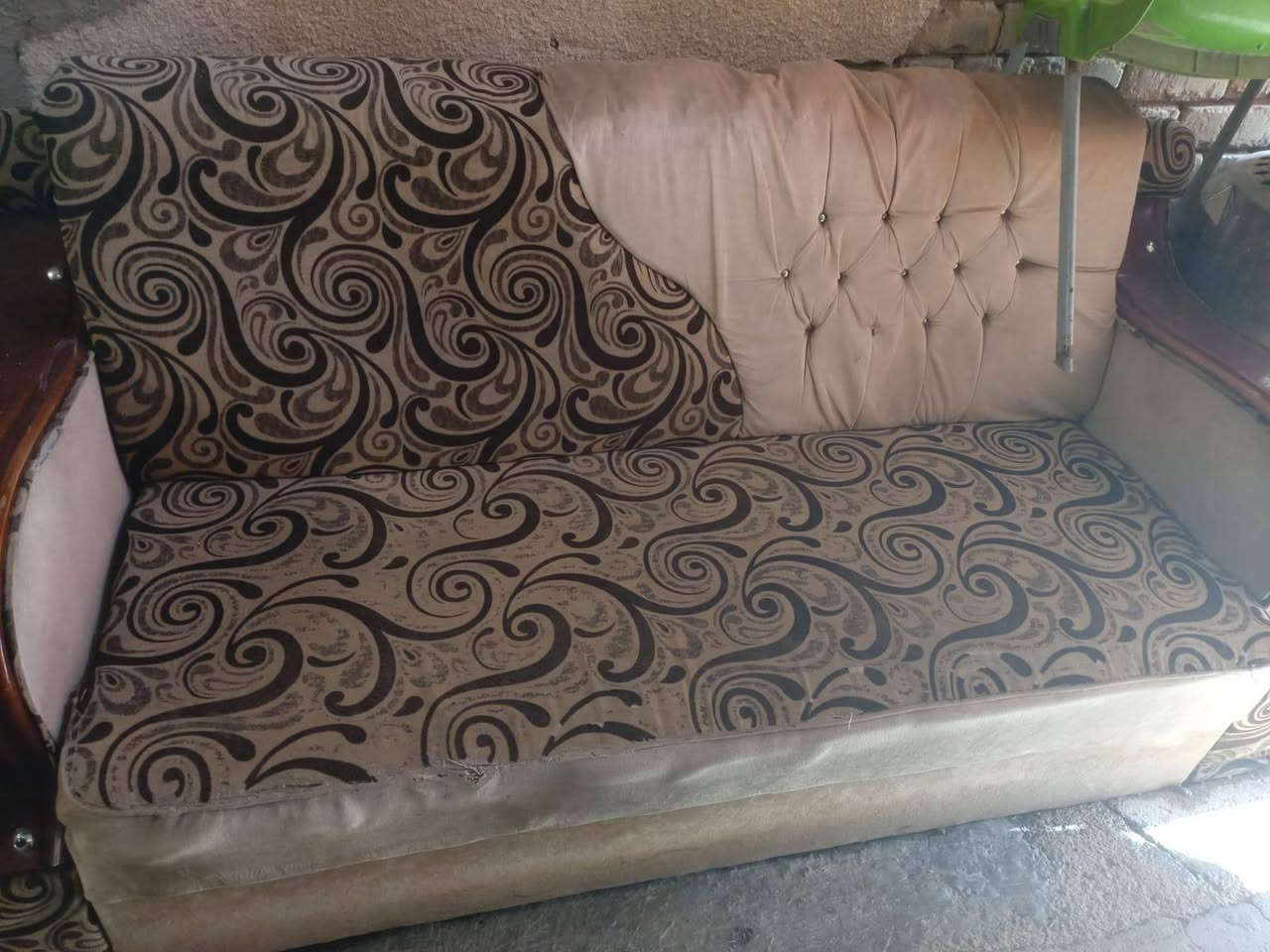 اخوان تخم قنفات نظافتهن مثل ماموضح بالصوره خمس قطع ثنين كبار وحده وسط وثنين كراسي السعر 150وبي مجال الشراي يتصل على الرقم ***********
الرقم الثاني بي واتس اب ***********
#الجميع
اخوان تخم قنفات نظافتهن مثل ماموضح بالصوره خمس قطع ثنين كبار وحده وسط وثنين كراسي السعر 150وبي مجال الشراي يتصل على الرقم ***********
