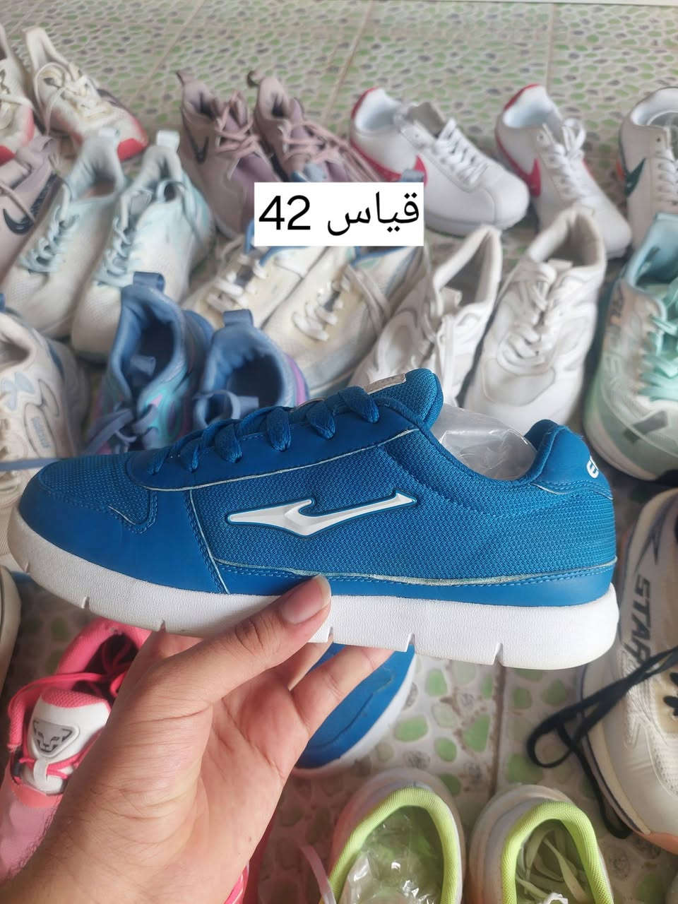 احذيه باله درجه اولى
سعر القطعه 10
واتساب ***********

نص مكتوب في الصور:
- قياس 39.5
- قياس 41
- قياس 40
- قياس 43
- قياس 42
- قياس 39
- قياس 38
- قیاس 40