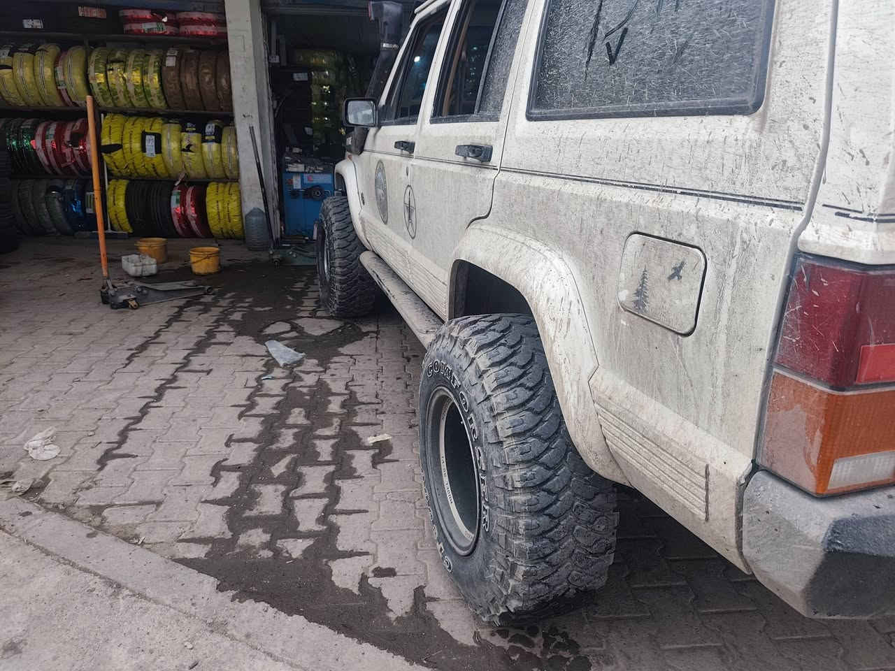 جيب شيروكي • قياس 15 • چم چماڵ