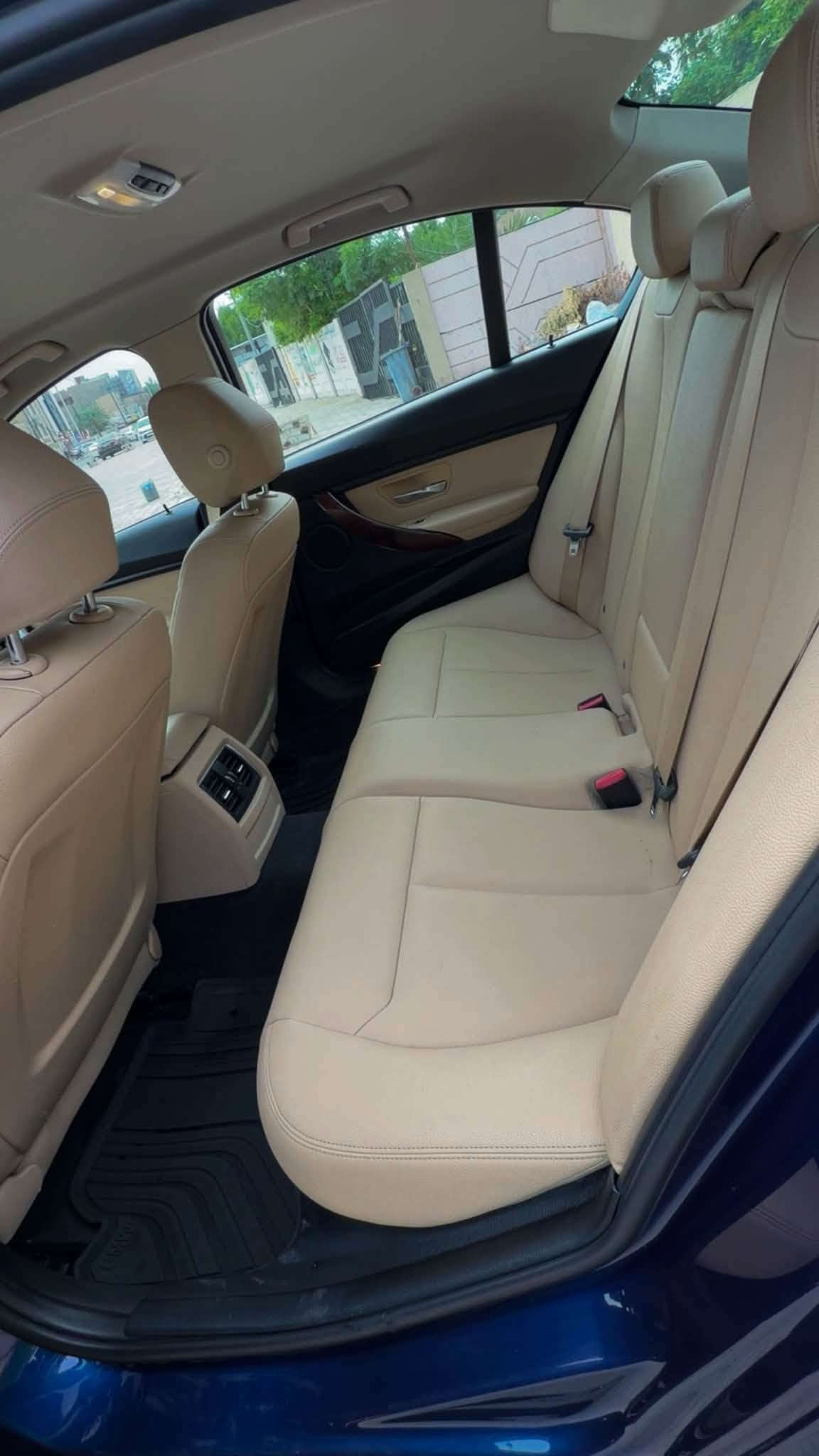 بي ام 320i • ٢٠١٨ • حادث امريكا