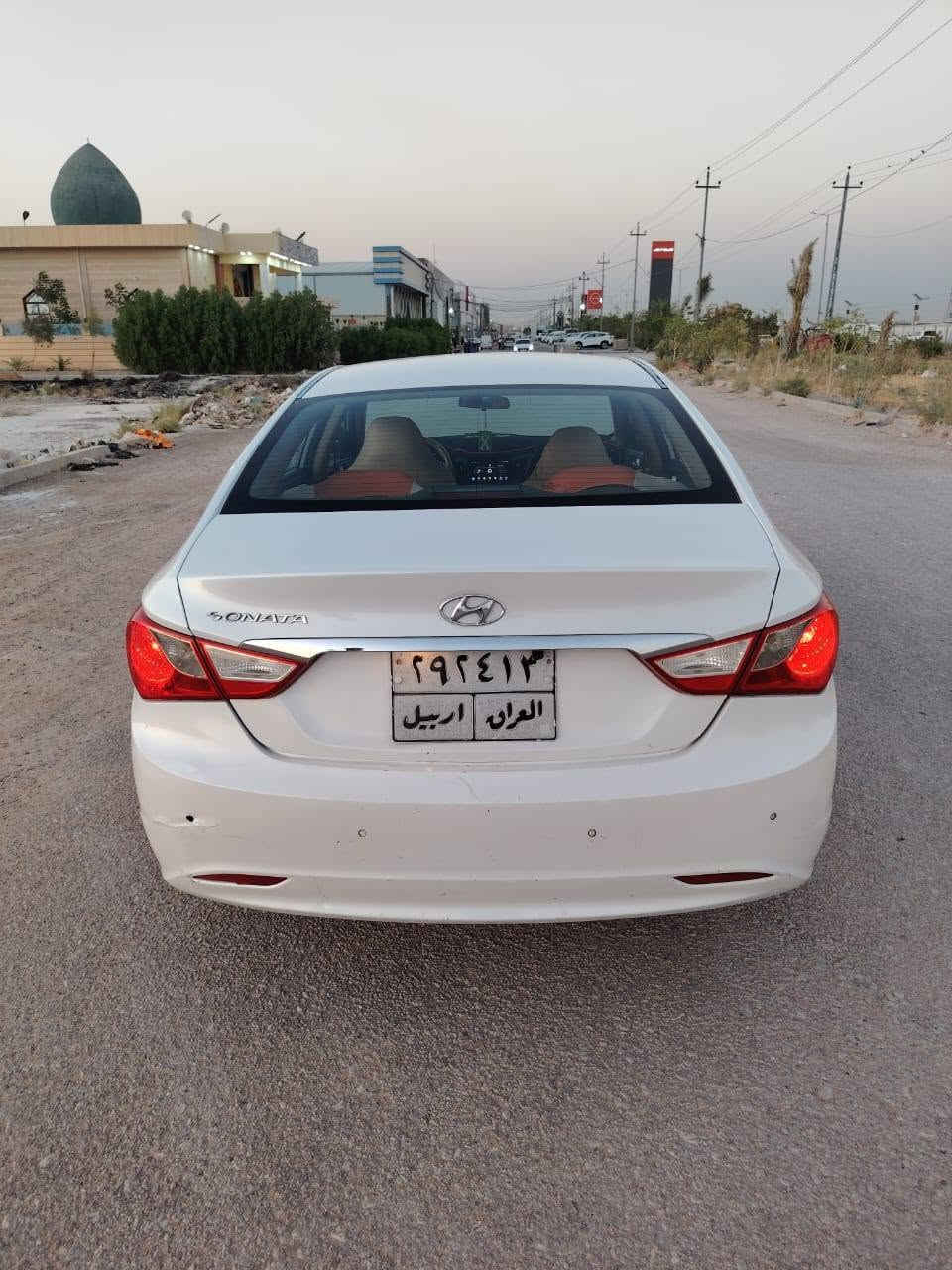 سوناتا موديل 14 خليجي محرك 2400 دوش مكفولة عدا البارد ومبين بالصورة بالباب نضيفة السيارة المكان النجف السعر 123 وبيها مجال للشراي ***********
