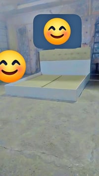 تخت خشب • نضافة ٩٠ بالمية • خشب ثقيل