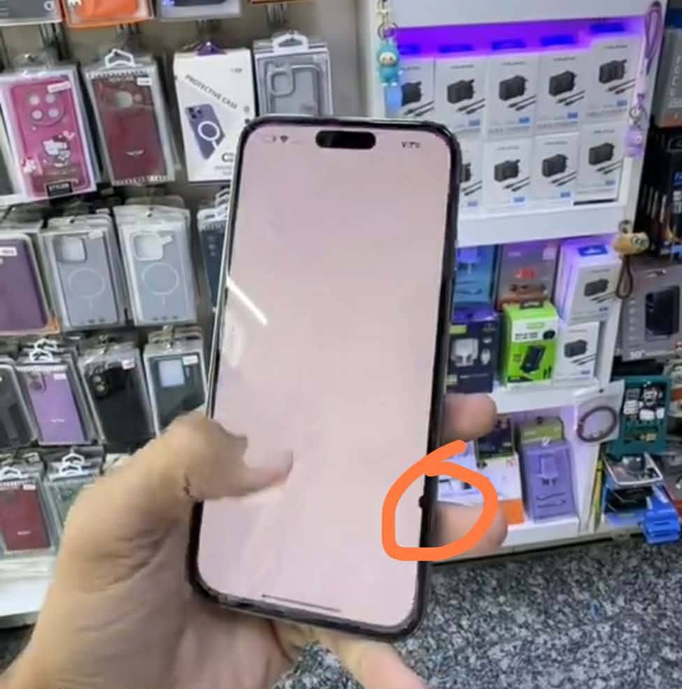 265 الف 14 برو ماكس جهاز كله بلادي فقط نقطه سوده
يرهم مراوس وبيع بي ضمان 6 اشهر ذاكره 512 بطاريه 84
جهاز يخبل ستعماله طبيعي تسوي وضع داكن تختفي نقطه 
واتساب متواجد فقط ***********
