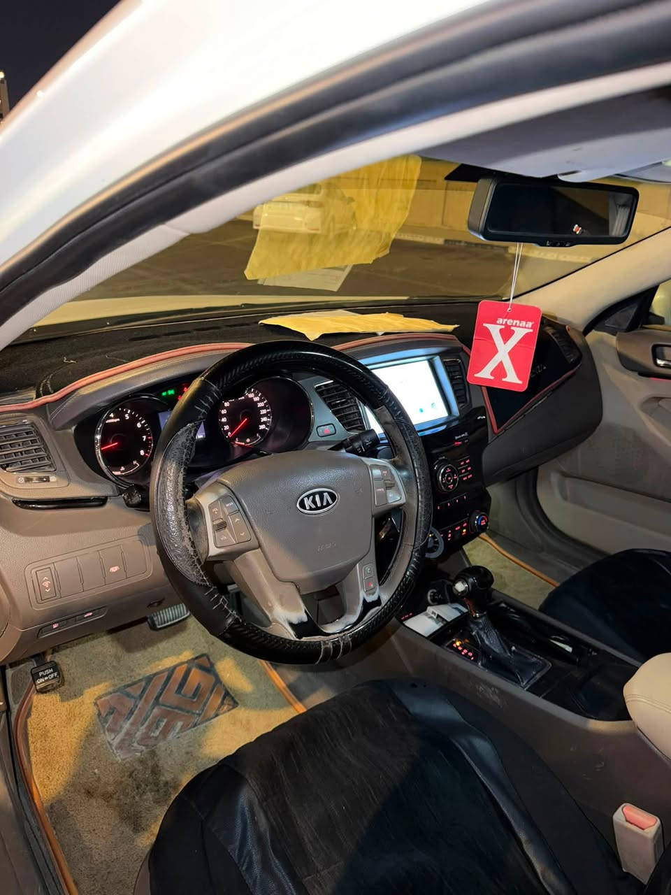 2011 خليجي فول مواصفات 
مكفوله  من الصبغ فقط بارد مكانين
اطارات جدد 
تبريد ميكانيكي 
بصمتين
بغداد باسمي 
محرك وكير مكفولات 
حداديه حاله جيده
*********** 
السعر 100 وبيه مجال
