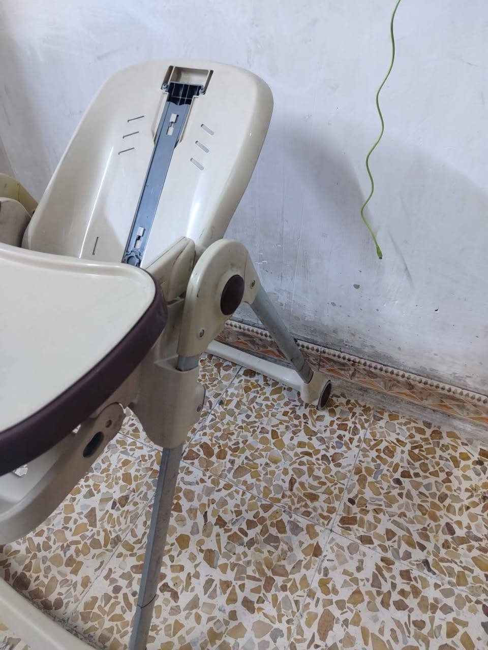 كرسي أطفال • نضيف • بغداد الطالبية