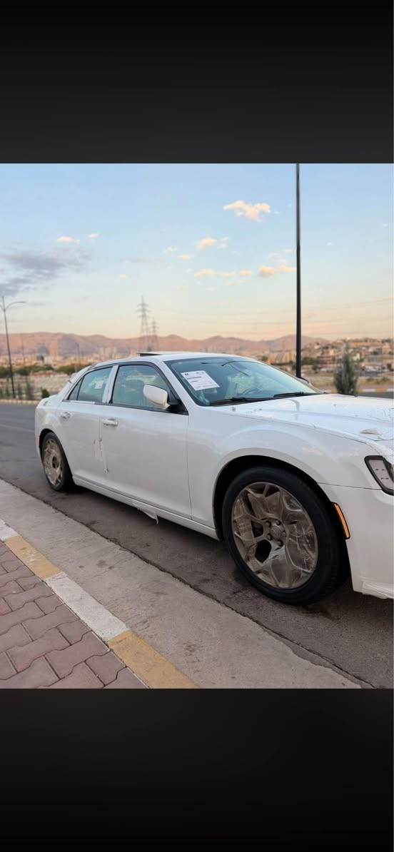 ۆبامە ٢٠١٩ بڕاوە C300 قەپات مواسەفات
کۆدی بۆکراوە کێشەی نیە 
گێڕو مەکینە بەشەرت 
***********
سلێمانی السليمانية, العراق

