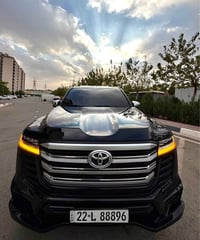 لاندكروز VX • ٢٠٢٢ • ٦٢٠٠٠ كم