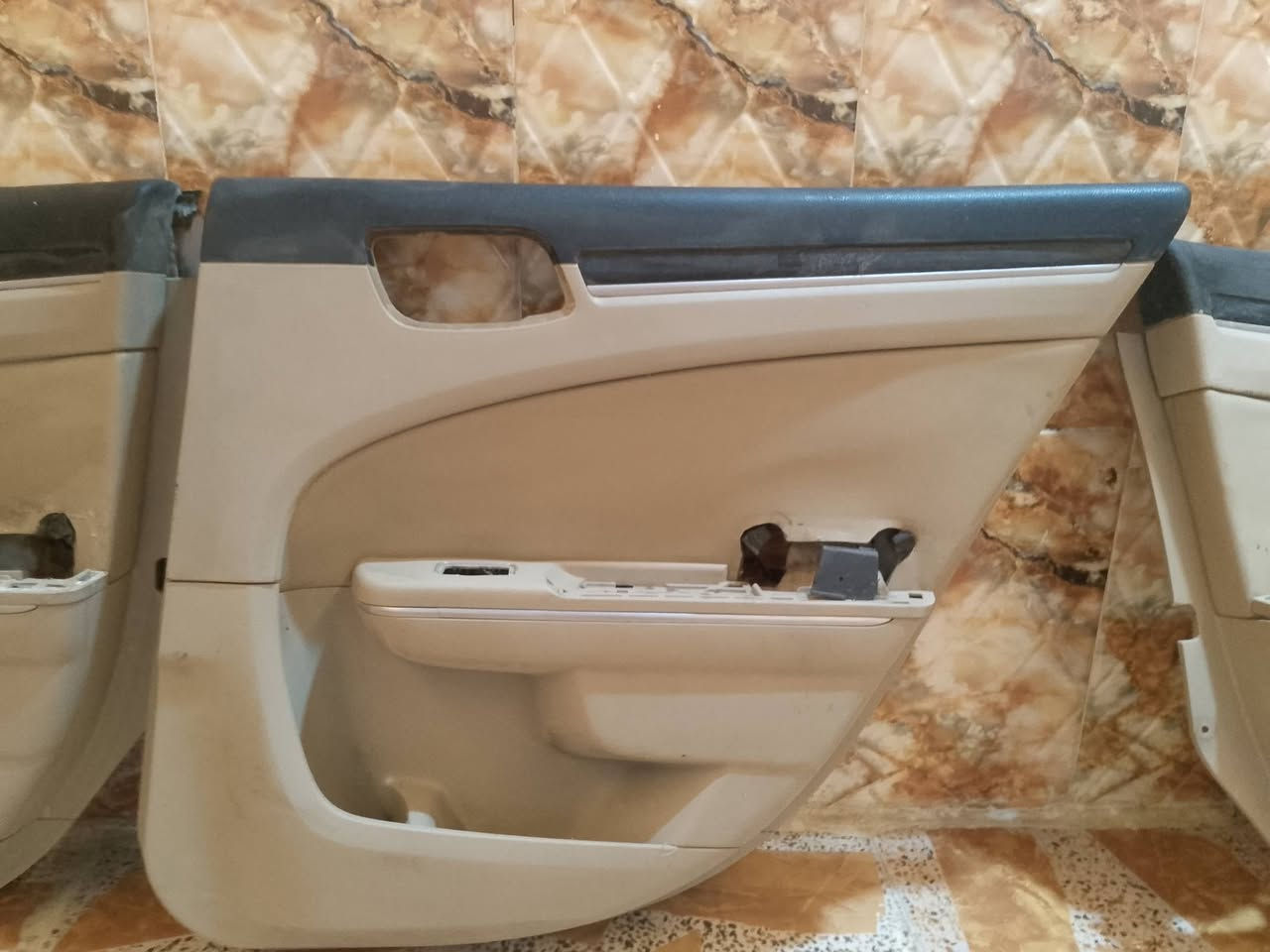 بطاين اوبامه • مديل ١٢ • مضخم صوت