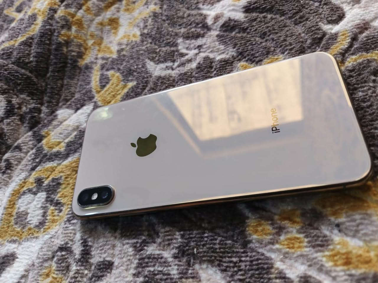 آيفون XS ماكس • ٥١٢ • دبل شريحة