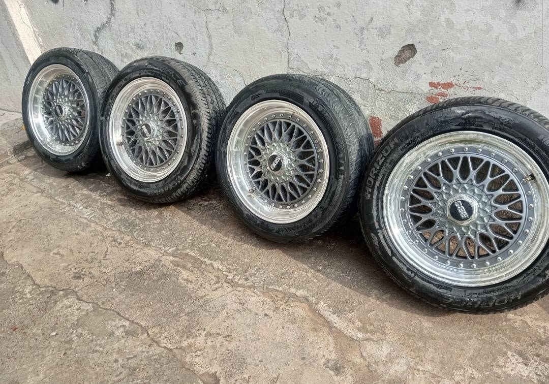 للبيع ويل حجم 17 تايت جدد
السعر ٥٠٠ الف ***********
