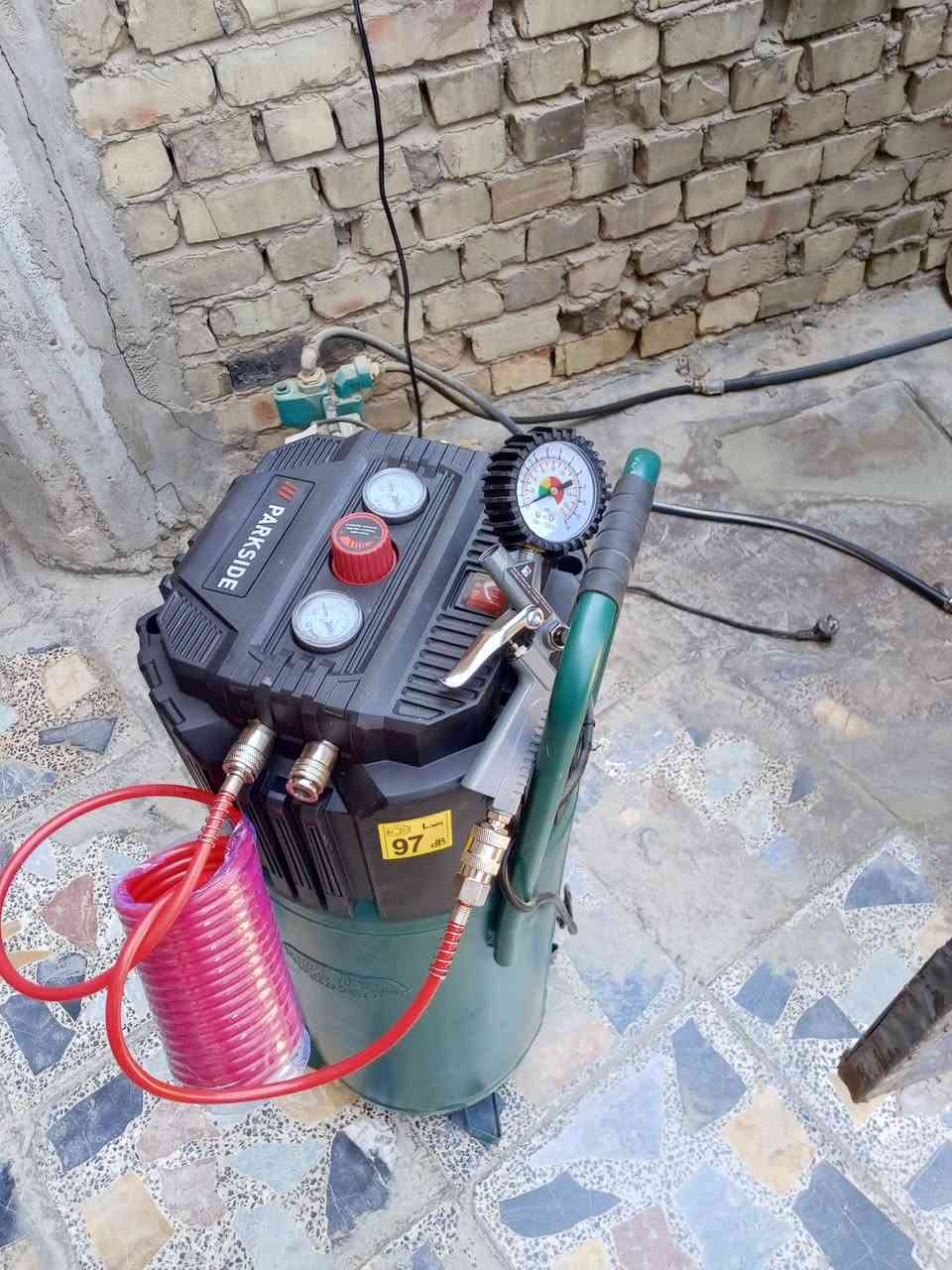 السلام وعليكم كبريسر جديد غير مستعمل ألماني المكان الامين الثانيه ***********
