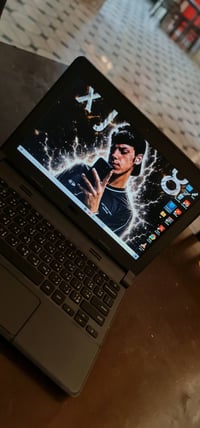 لاب توب • إلكترونيات