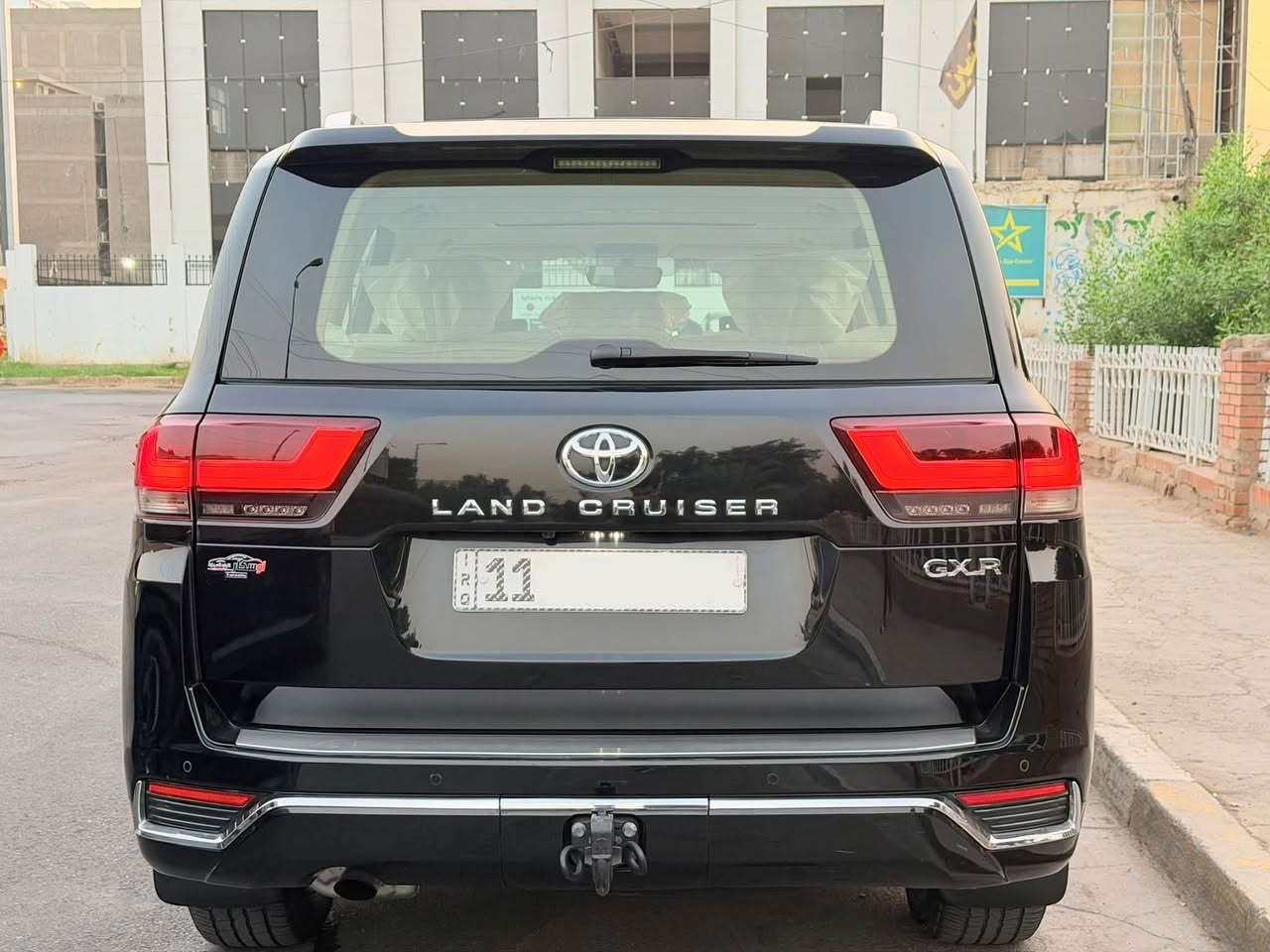 لاندكروز GX.R • ٢٠٢٢ • رقم بغداد