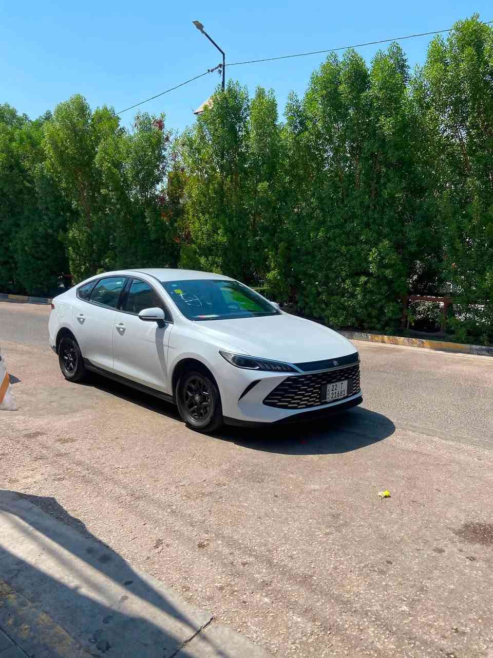 السلام عليكم للبيع جن بلاص
السيارة بيها بارد بين الجامغ والبنيد شبرين غير هاي كفالة عامة ماشية الكلي 20 الف سيارة على وضع الشركة ومكان البارد موضح بالصور رقم اربيل تريد تحويل تريد وكالة  السعر 120 ورقة مكاني بغداد للاستفسار *********** ممتواجد ع فيس
