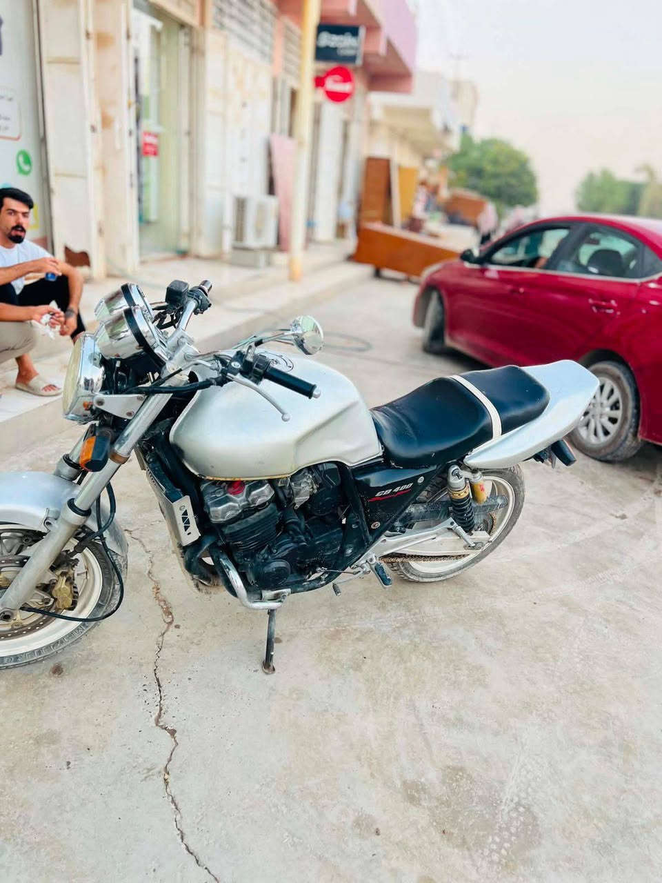 جال سلام عليكم سيبي 400 للبيع الدرجه مكينه مفتوحه مبدل يطغات شويه ينرادلها ترتيب 850بيها مجال بصيط للاستفسار الاتصال ***********
