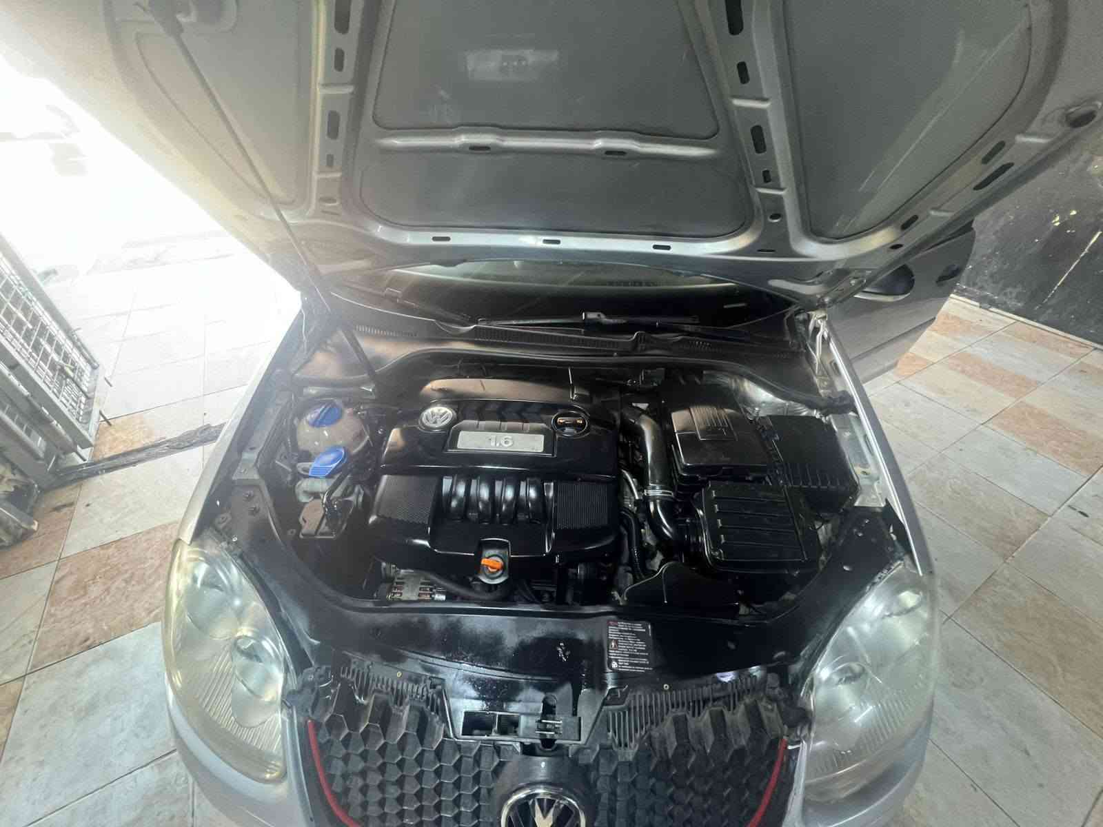 گۆلف 2007 سلڤەر بێ سبوخ مەکینە 16 گێرتۆماتیک عادی سپۆرت بە ناوی خۆمە 65 وەرەقەو مەجال *********** أربيل, العراق
