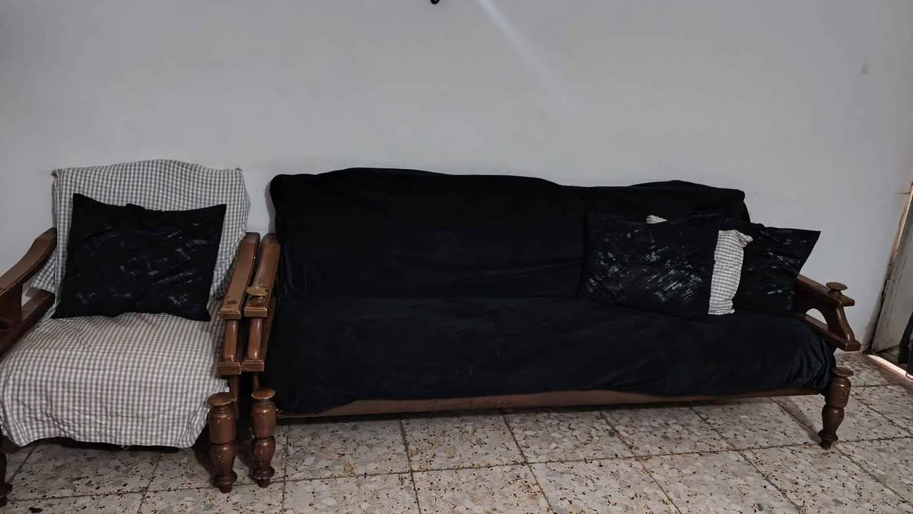 تخم ١٢ مقعد للبيع مع طبلات مكانه الكماليه واتساب *********** واتساب فقط الرد اي احد عنده غرف نوم صاج او تركي اغراض بيت تخومه ملكيه او عاديه يدزهن واتساب بغداد, العراق
