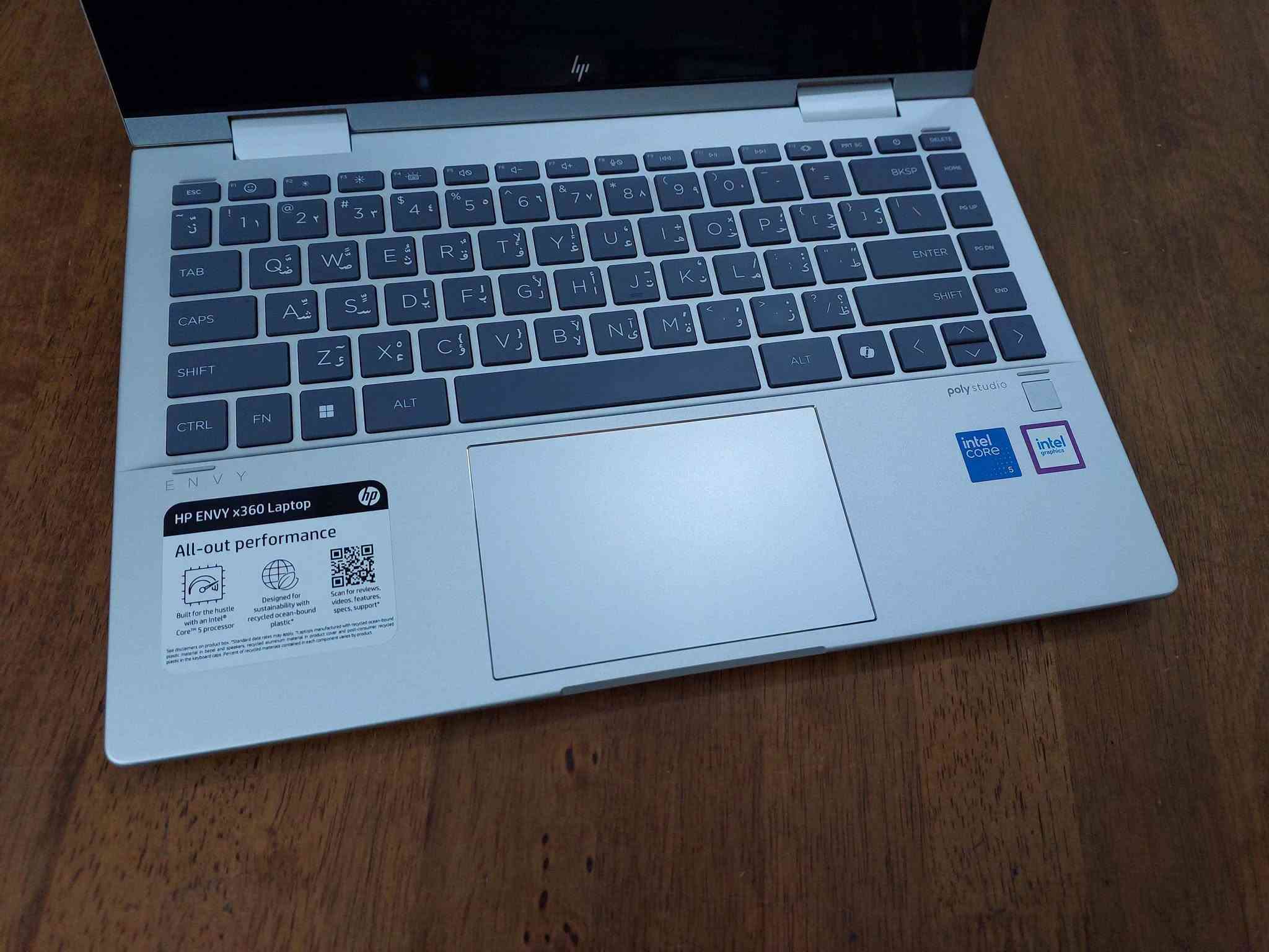 السلام عليكم  جيل 14 ....تحفة الكترونية من شركة HP موديل hp envy من الفئات العليا لماركة HP  ...لابتوب لمس TOUCH قلاب 360 درجة...بلون وشكل وتصميم مميز جدا..شاشة حجم 14  الوانها طبيعية مشبعة ولا اروع .. سوبر سلم مصنوع من المعدن مع هارد نوع SSD NVME حجم 512 ورام 8 وكرت شاشة قوي ومعالج كور 5 جيل 14   ..كيبورد ضوئي ثلجي 3 درجات مع بصمة اصبع وبطارية تدوم لساعات طويلة الجهاز جديد بمعنى الكلمة وكارتونتة وكل ملحقاتة ويا ملائم للبرامج الهندسية  والتصميم والبرامج والدراسة و لرجال الاعمال وغيرها... سعرة 500$ للاستفسار  *********** (واتس)
