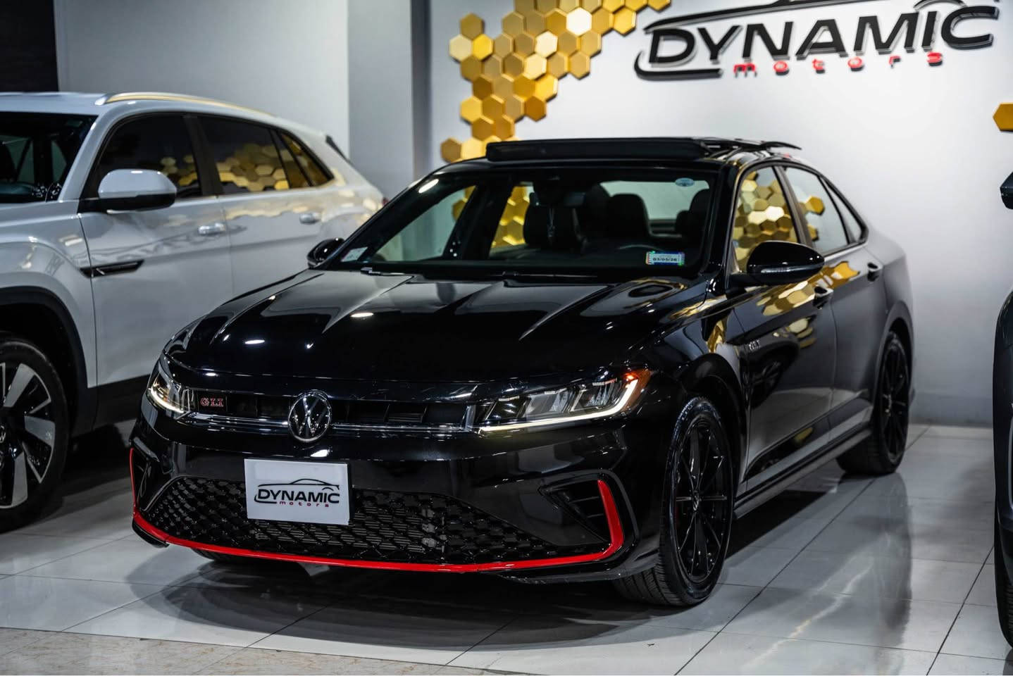 2025 VOLKSWAGEN JETTA, GLI AUTOBAHN 2.0L

موديل :2025
مواصفات : GLİ فول فوا
محرك : 4 سلندر 2.0L
وارد : امريكي
عداد : 4,500ميل
صبغ : فقط قبغ جنطة 
ارباك : كل سليم
رقم : ( موقط) ( كاتي)
ناونيشان هةولير جادةي حديد و خشب پيشنگاي دايناميك موتورز
بو زانياري زياتر پةيوةندي بكةن بة وتس اب
*********** 
============ أربيل, العراق
