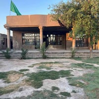للبيع بيت مع بستان المساحه 3 دونم قرب الجسر الفرنسي خلف مكتب الرحمن 07...