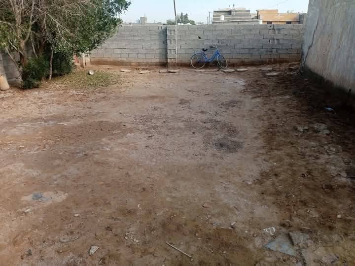 بيت للبيع مساحه 660 متر/ البنا 3غرف + مطبخ ستيج وصاله  واستقبال للاستفسار  ‏‪***********‬‏
