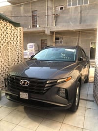 توسان ٢٠٢٤ • ماشي ٣٤٠٠٠ • لون اسمنتي