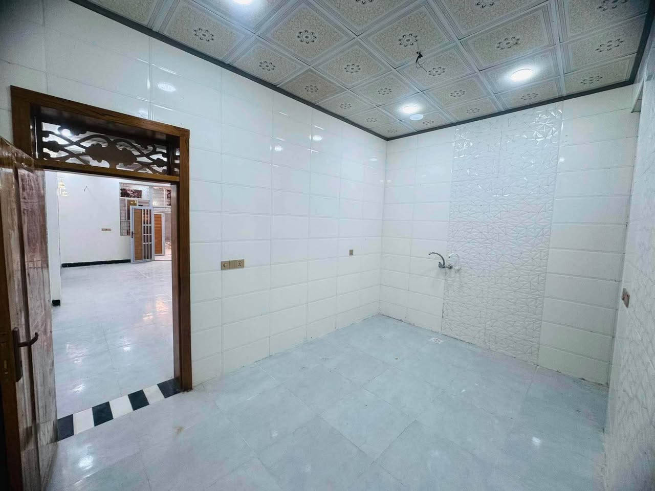 بيت للبيع بيت طابو صرف

📐 100م – نجف / مجمع بيتي

مقابل مجمع السلطان

🏠 غرفة، صالة، استقبال، مطبخ

🚿 صحيات (2) + مكشوفة

⚡ جميع الخدمات متوفرة

💰 السعر 68مليون (قابل للتفاوض)
***********
 ***********
