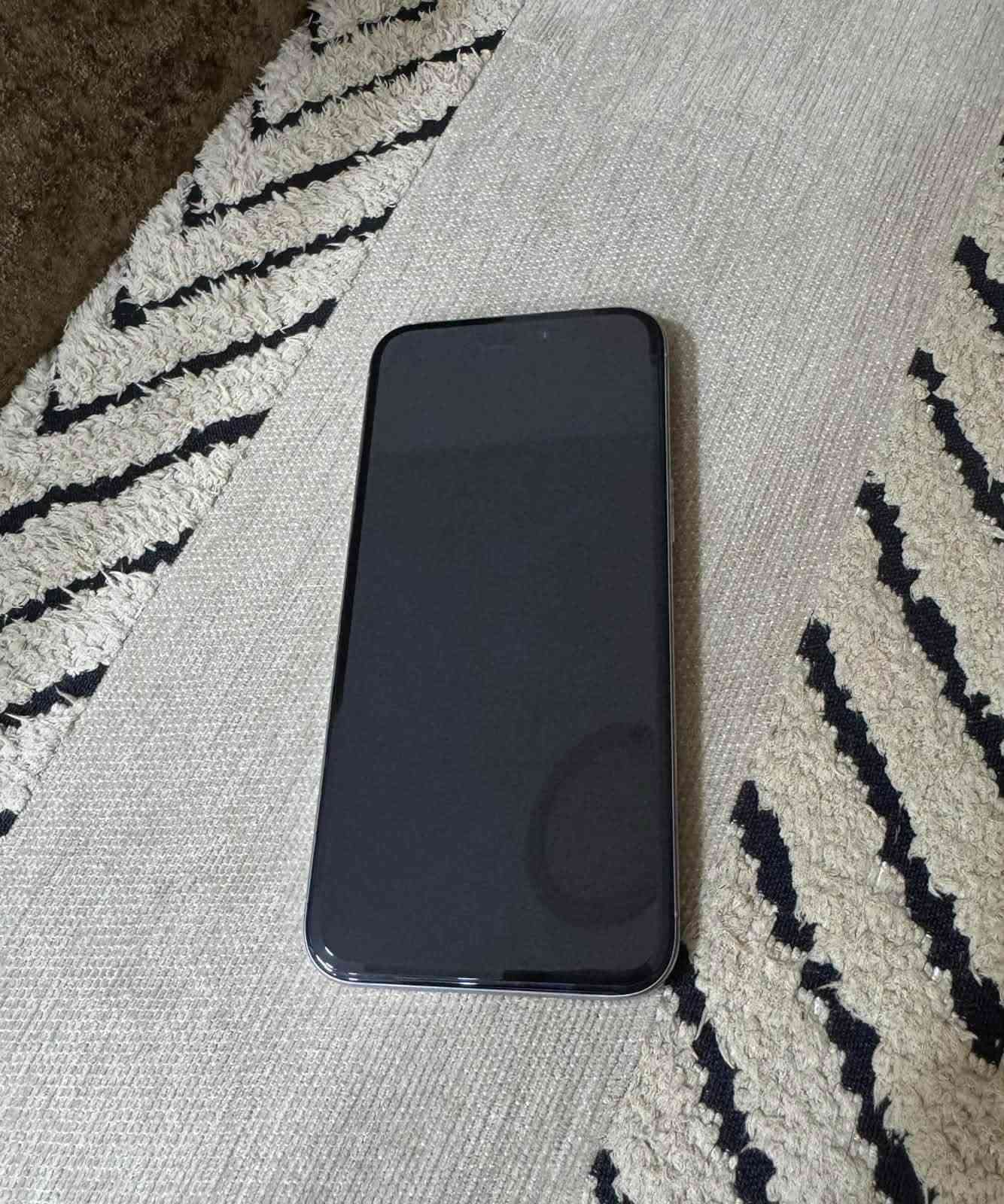 آيفون ١٥ برو ماكس • ٢٥٦ • بطارية ٨٩٪