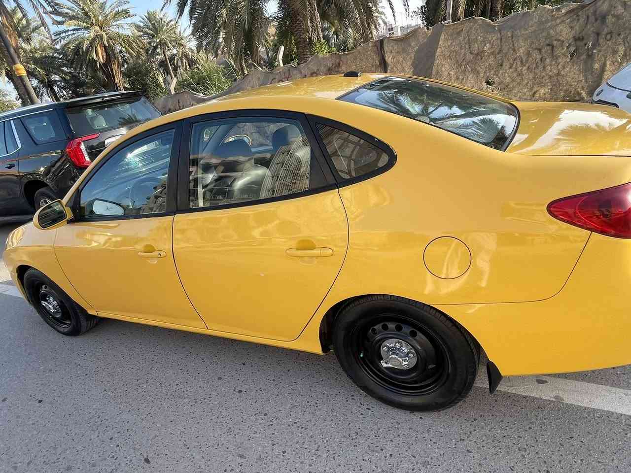 سياره هونداي النترا موديل 2008 مكينه حاويه 2000 صارلي 15 يوم من شديتها كير خير من الله حداديه جديده تخم تاير جديد صارله سبوع السياره جاهزه على آخر حبايه مشط جديد ماناقصها غير ماطور ستيرين ضربتها جاملغ امامي سياره مال جناي السعر 85 وبيها مجال قليل حك الجيه مكاني كربلاء الاستفسار *********** غير متواجد ع الفيس
