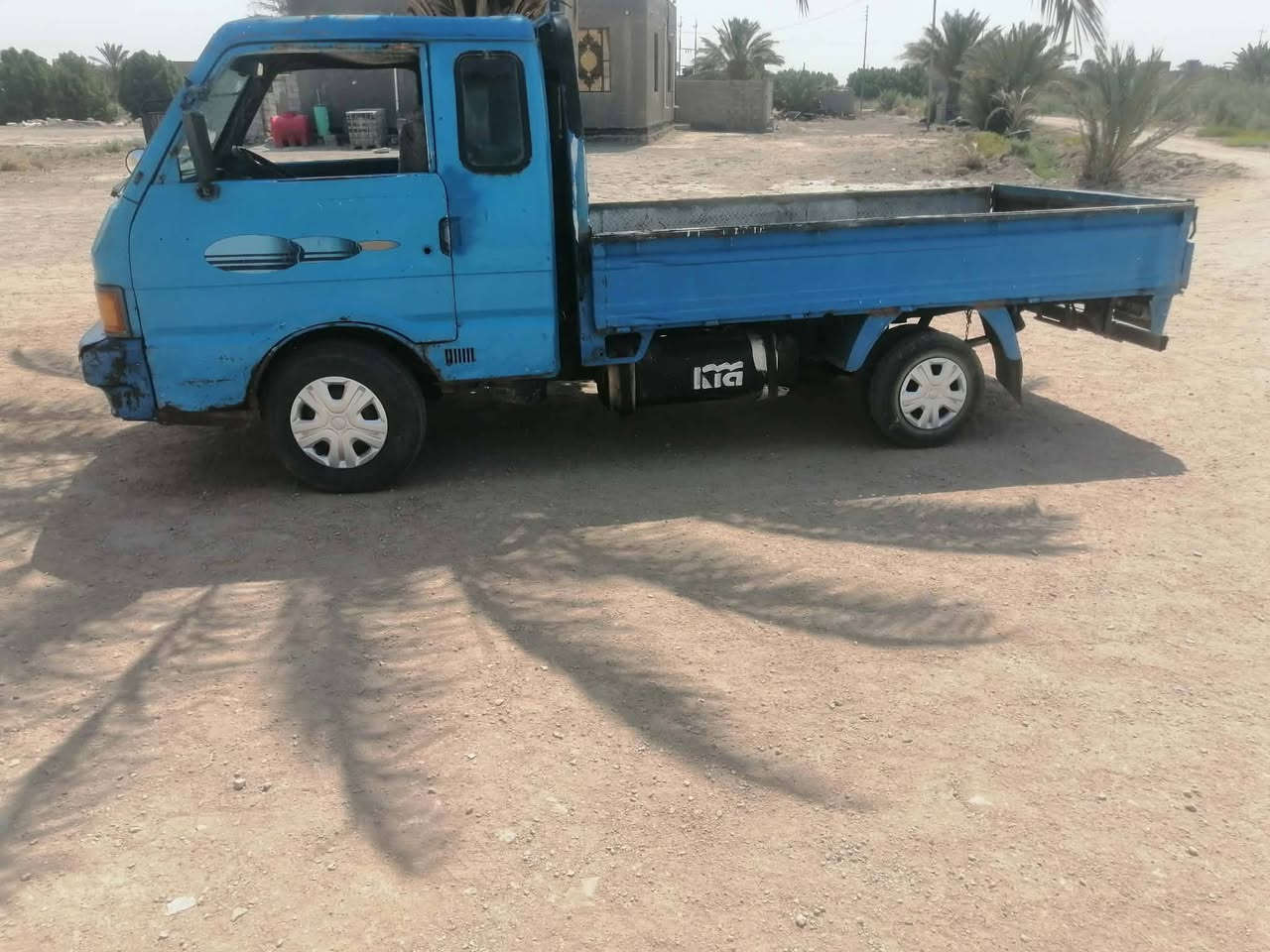 السلام عليكم كيه بنكو موديل 96 مكينه كير اكسن خير من الله مكانه سماوه رقم انكليزي بسمي رايده 43وبيه مجال حك الجيه  الرقم *********** سياره بل الواقع احله من الصوره
