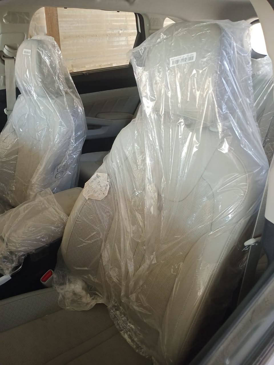 كيا سورنتو 2026 زيرو
محرك 6 سلندر
وارد خليجي 
كتاب شهداء رقم ذي قار

تبديل باب سايق وصبغ على مكان المؤشر سبب الضرر أثناء التحميل فقط

المواصفات:
كشنات جلد تدفئة وتبريد
دبل كاميرات
شاشة متصلة
بردات خلفية
فول تحكم ستيرن
كير ماوس
4 أنظمة قيادة
ويل حجم 20
ومواصفات أخرى

موقع السيارة: ذي قار

للتواصل:
*********** اتصال فقط
*********** واتساب

🟧 لمعرفة السعر علق على المنشور يوصلك السعر

#كيا_سورنتو #سورنتو_2026 #سيارات_ذي_قار #سيارات_للبيع
