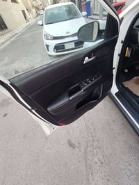 شباب للبيع كيا سبورتج موديل ١٨ رقم سليمانيه سلره كلين مابيها صبغ ماشيه...