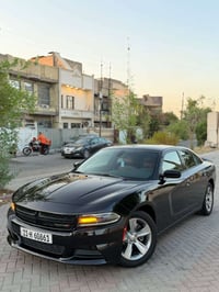 SXT • V6 ٣٦٠٠ • داخل احمر جلد